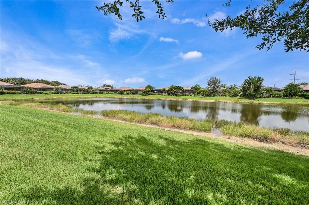 3738 Treasure Cove Cir, Naples, FL 34114-32