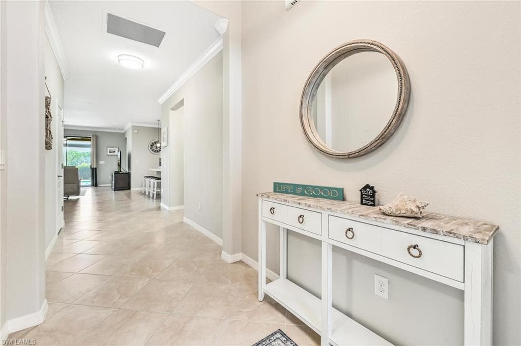 3738 Treasure Cove Cir, Naples, FL 34114-2