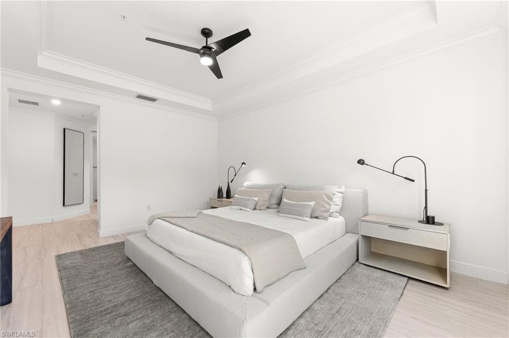 16348 Viansa Way 102, Naples, FL 34110-19