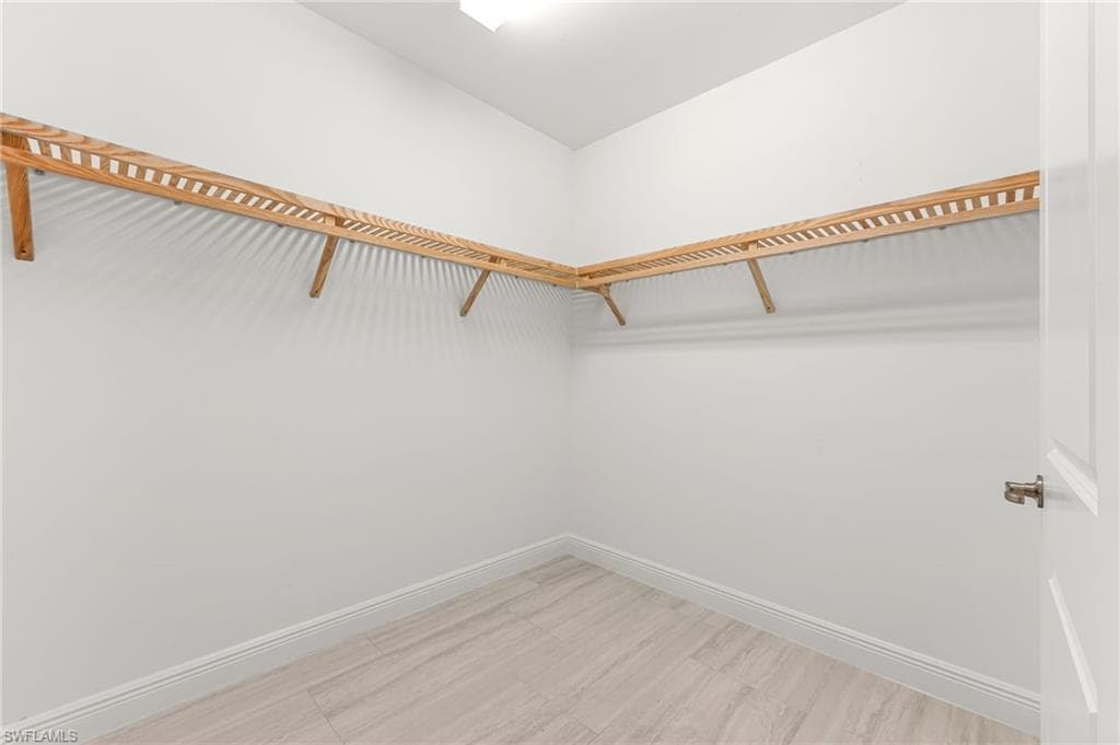 16348 Viansa Way 102, Naples, FL 34110-23