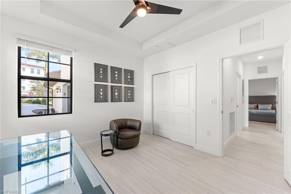 16348 Viansa Way 102, Naples, FL 34110-27