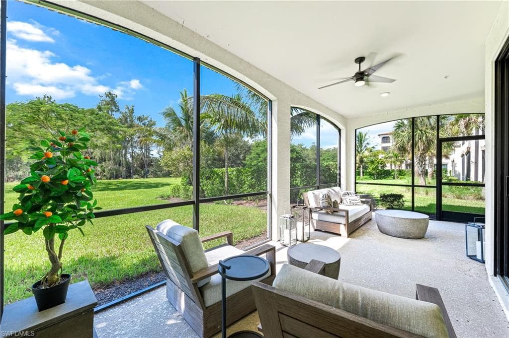 16348 Viansa Way 102, Naples, FL 34110-32