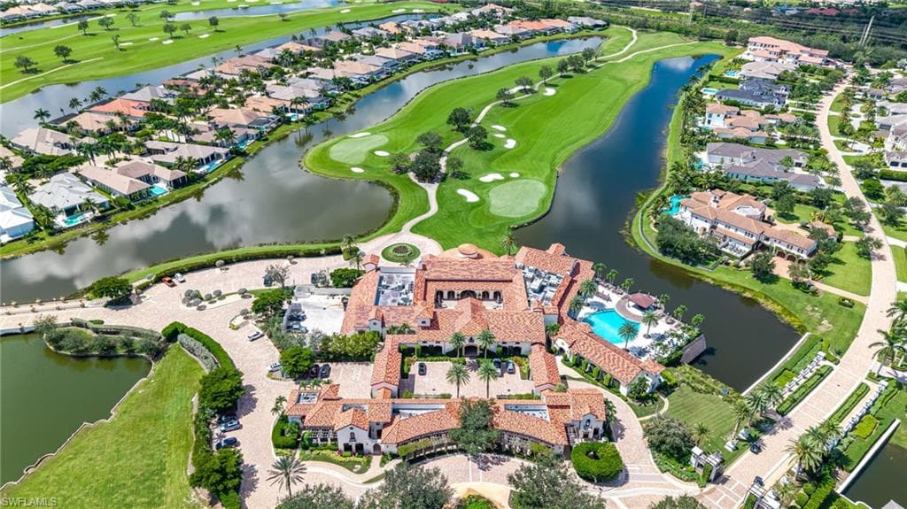 16348 Viansa Way 102, Naples, FL 34110-39