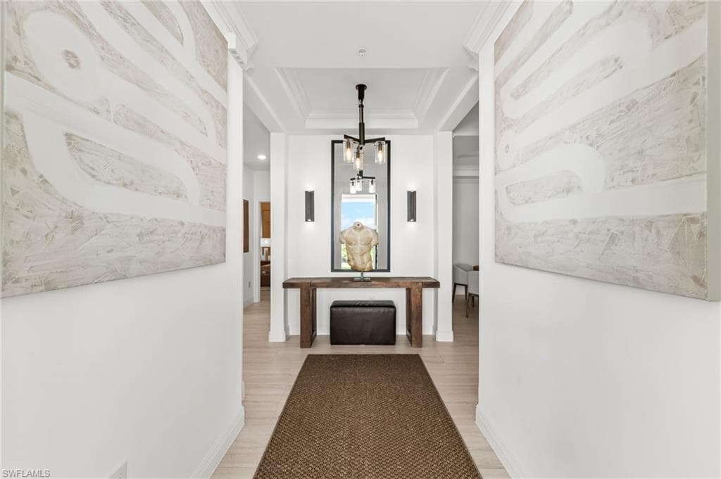 16348 Viansa Way 102, Naples, FL 34110-4