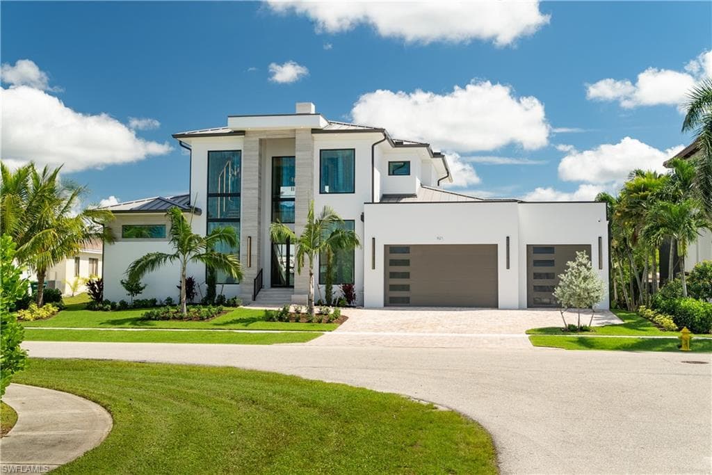 921 Giralda Ct, Marco Island, FL 34145-1