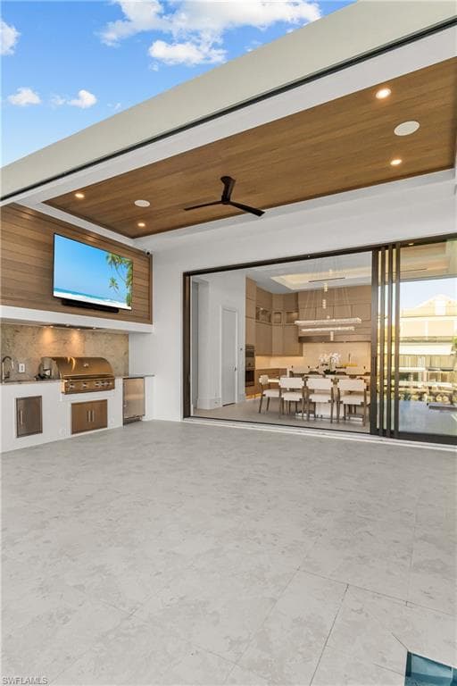 921 Giralda Ct, Marco Island, FL 34145-36