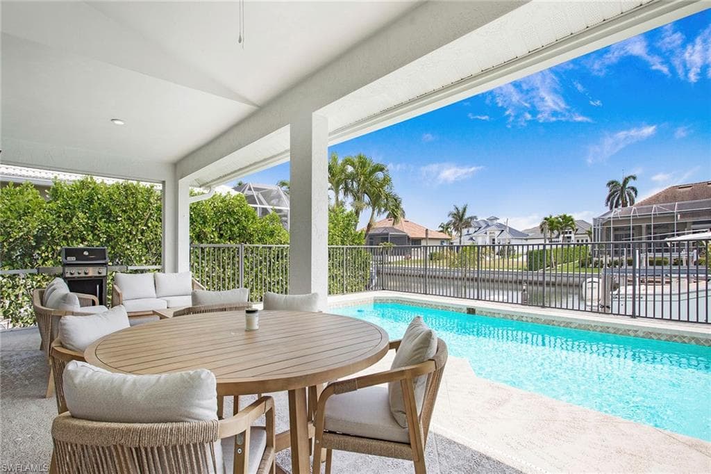 129 Leeward Ct, Marco Island, FL 34145-30