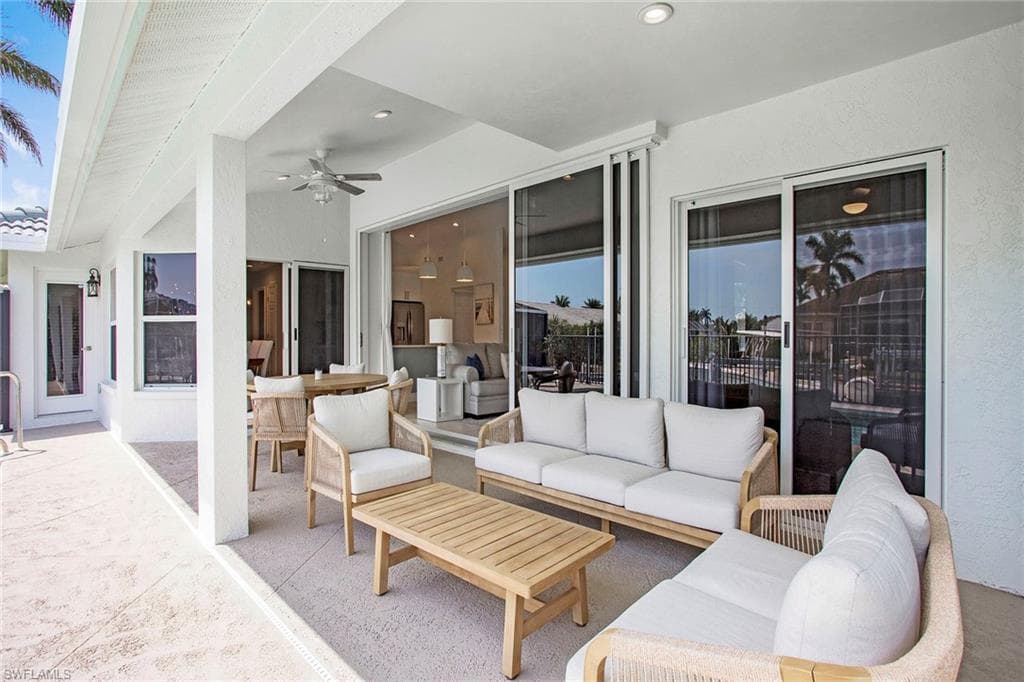 129 Leeward Ct, Marco Island, FL 34145-31