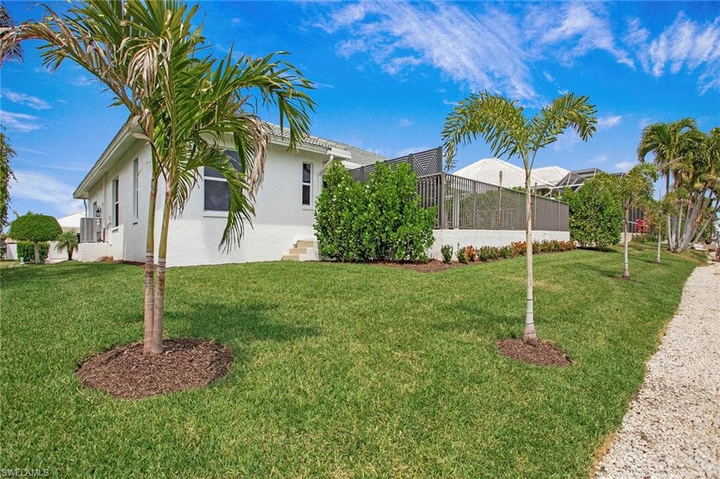 129 Leeward Ct, Marco Island, FL 34145-37