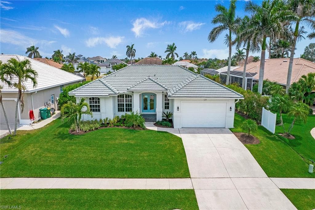 129 Leeward Ct, Marco Island, FL 34145-40