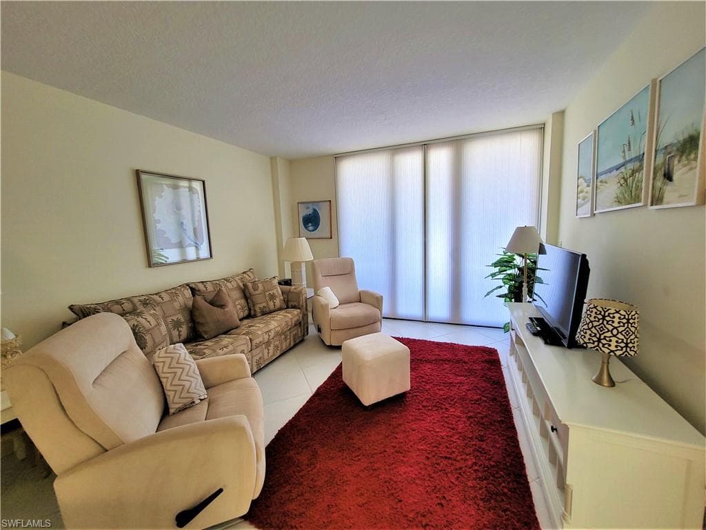 180 Seaview Ct 714, Marco Island, FL 34145-9