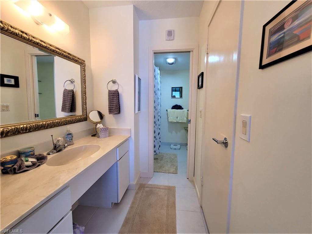 180 Seaview Ct 714, Marco Island, FL 34145-12