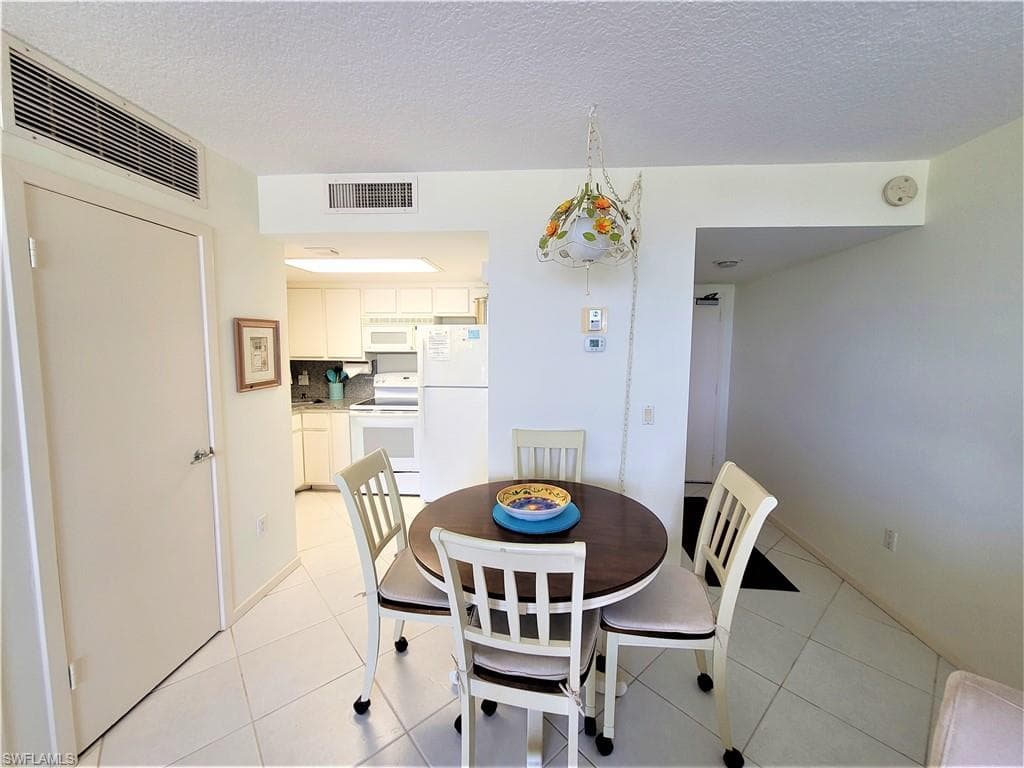 180 Seaview Ct 714, Marco Island, FL 34145-2