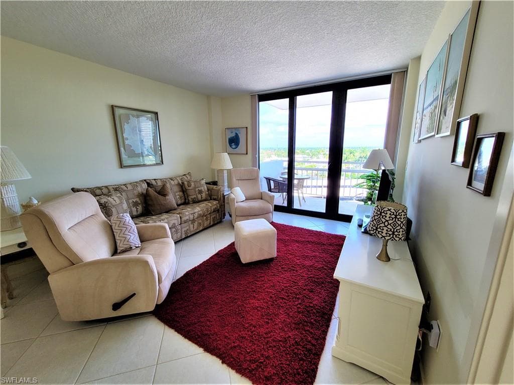 180 Seaview Ct 714, Marco Island, FL 34145-5