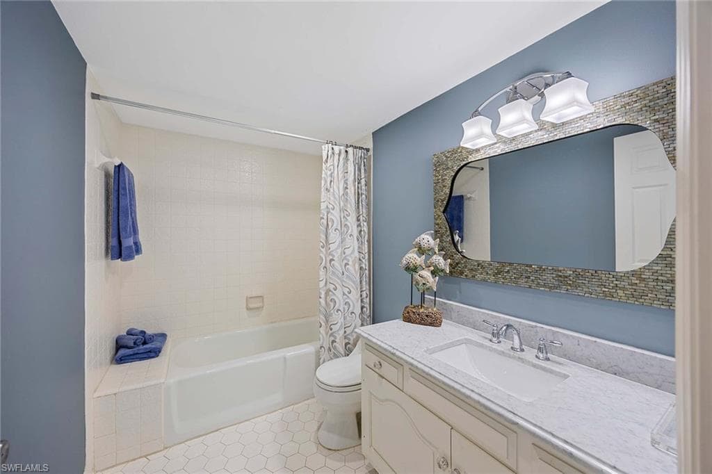 220 Collier Blvd 1003, Marco Island, FL 34145-24