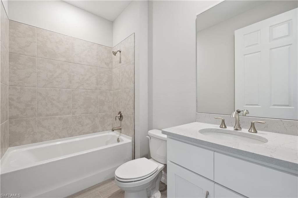 1216 Mariners View Ter, Cape Coral, FL 33993-18