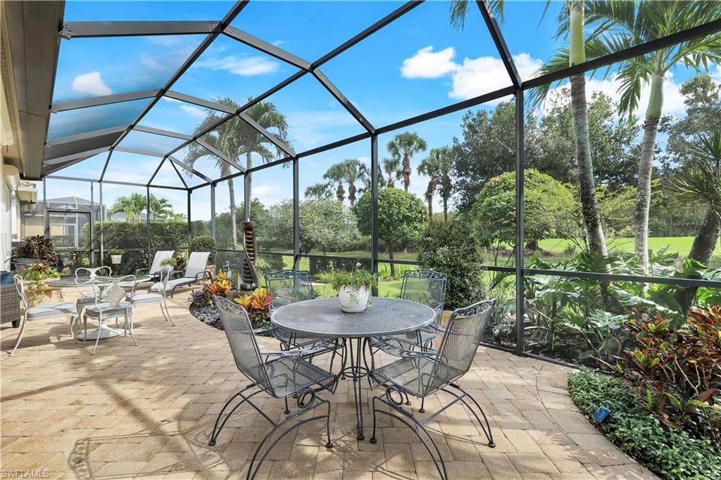 9090 Limestone Ln, Naples, FL 34120-30