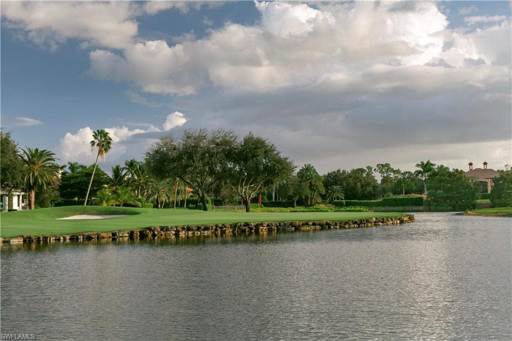 4637 Idylwood Ln, Naples, FL 34119-21