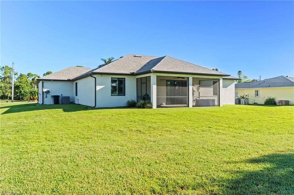 6730 Eagle Tree Ct, North Fort Myers, FL 33917-24