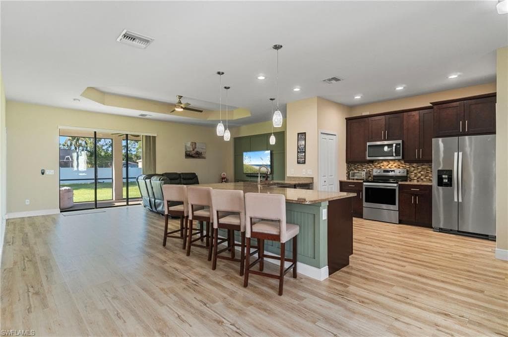 6730 Eagle Tree Ct, North Fort Myers, FL 33917-2