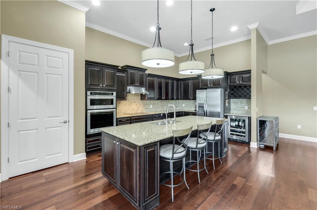 9180 Ores Cir, Naples, FL 34120-8