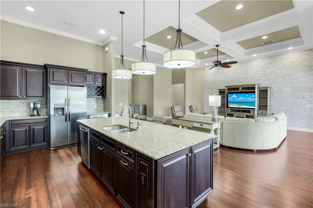 9180 Ores Cir, Naples, FL 34120-11