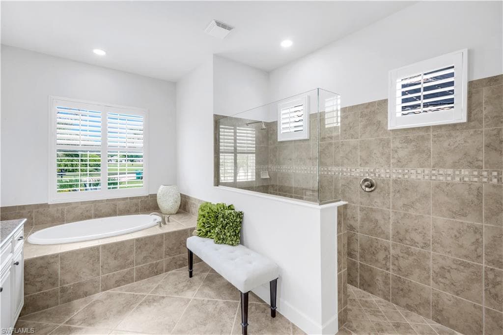 9180 Ores Cir, Naples, FL 34120-17