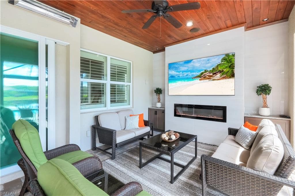 9180 Ores Cir, Naples, FL 34120-30