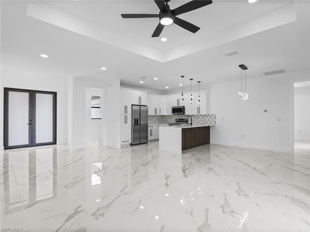 3219 43rd St W, Lehigh Acres, FL 33971-9