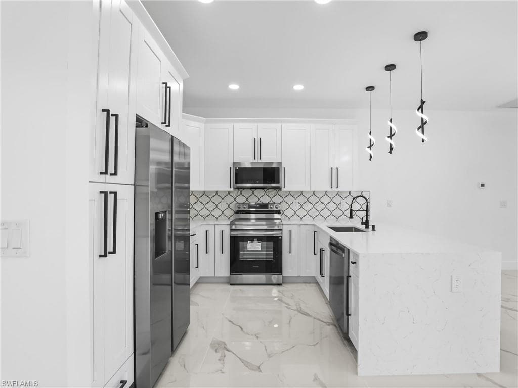 3219 43rd St W, Lehigh Acres, FL 33971-12