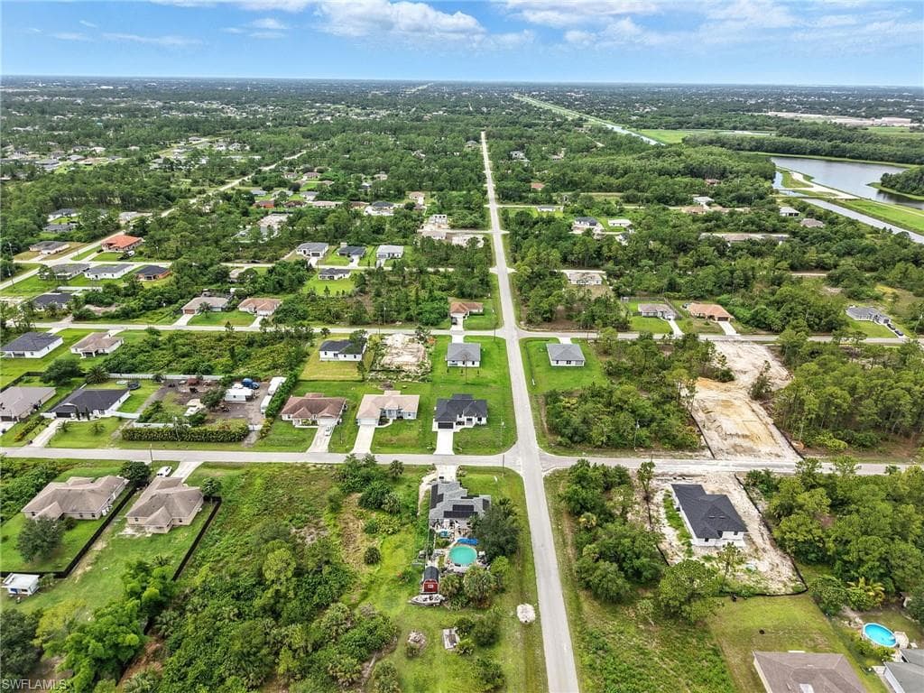 3219 43rd St W, Lehigh Acres, FL 33971-27