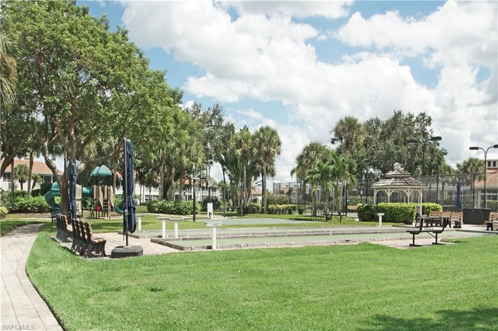 3188 Sundance Cir, Naples, FL 34109-39