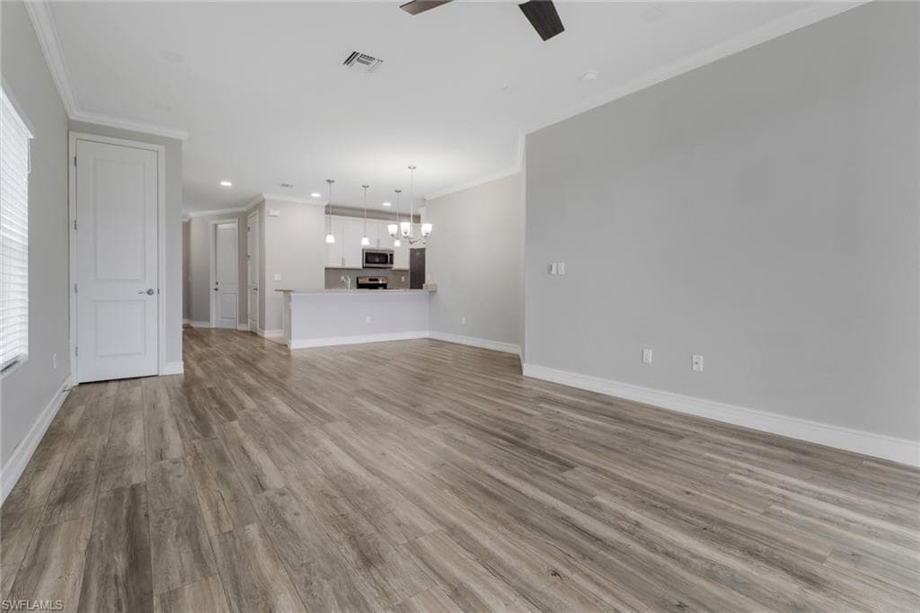 7948 Bristol Cir, Naples, FL 34120-12