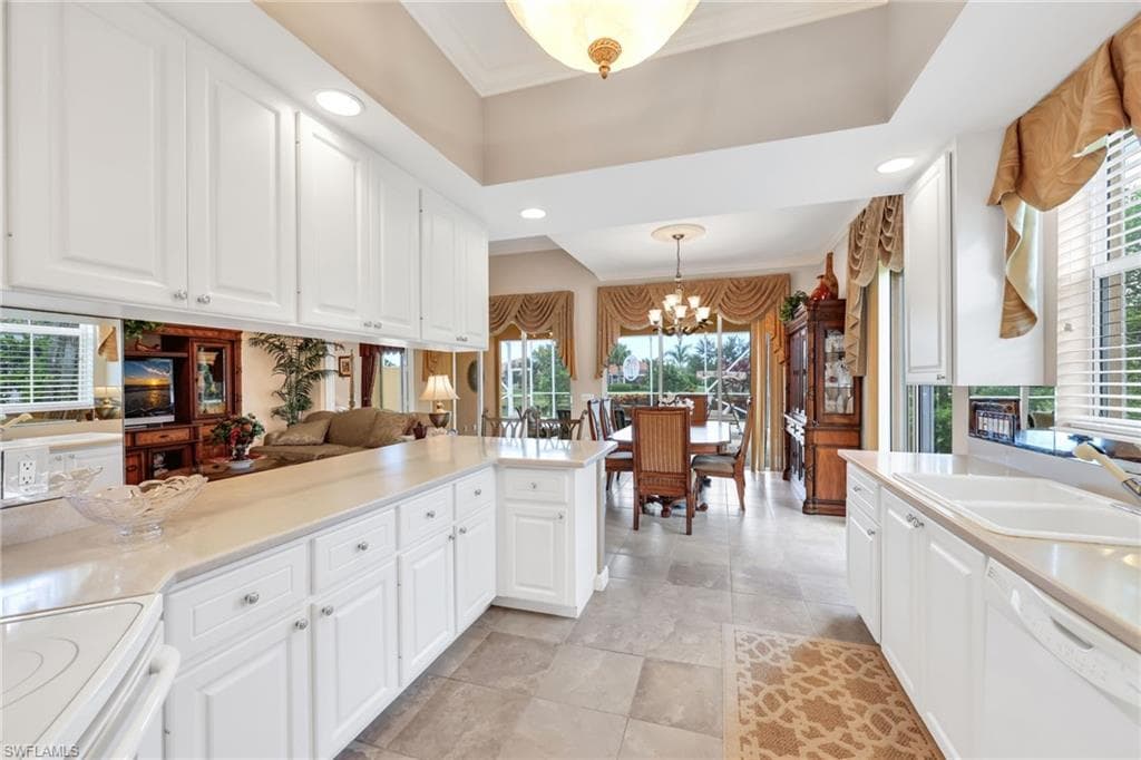8591 Alessandria Ct, Naples, FL 34114-10