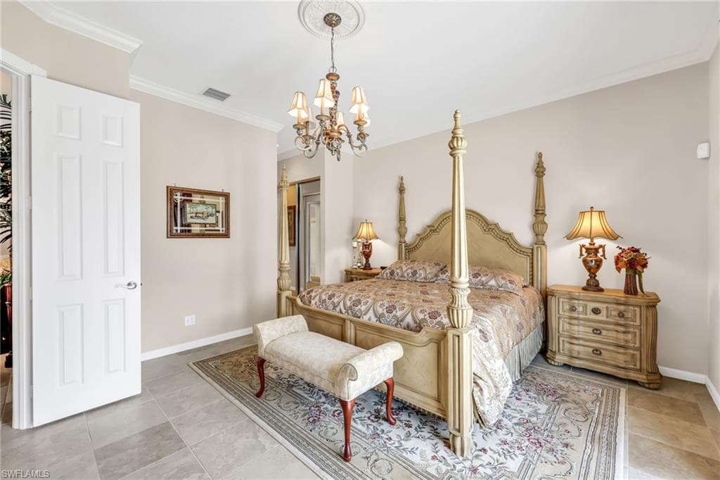 8591 Alessandria Ct, Naples, FL 34114-18