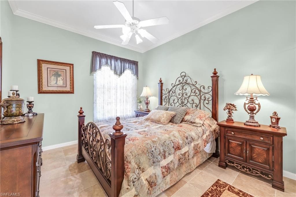 8591 Alessandria Ct, Naples, FL 34114-25