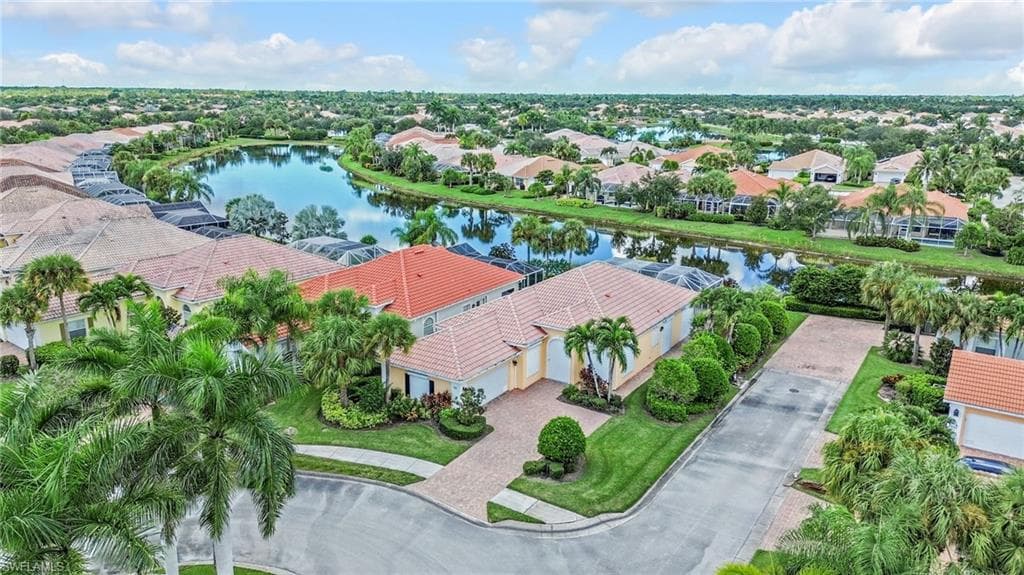 8591 Alessandria Ct, Naples, FL 34114-3