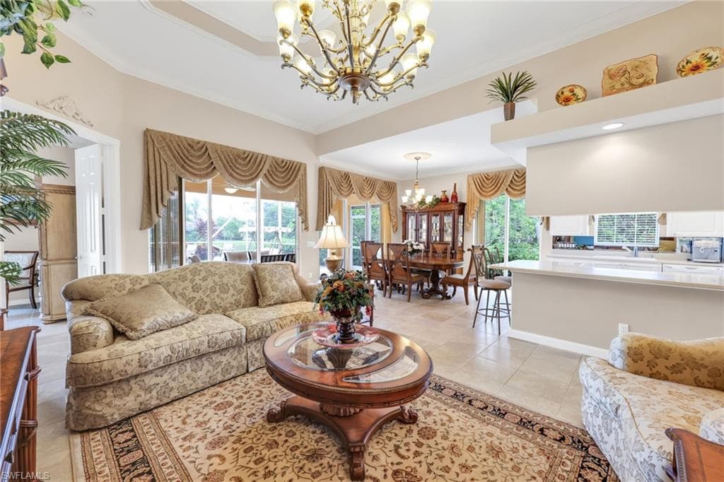 8591 Alessandria Ct, Naples, FL 34114-7