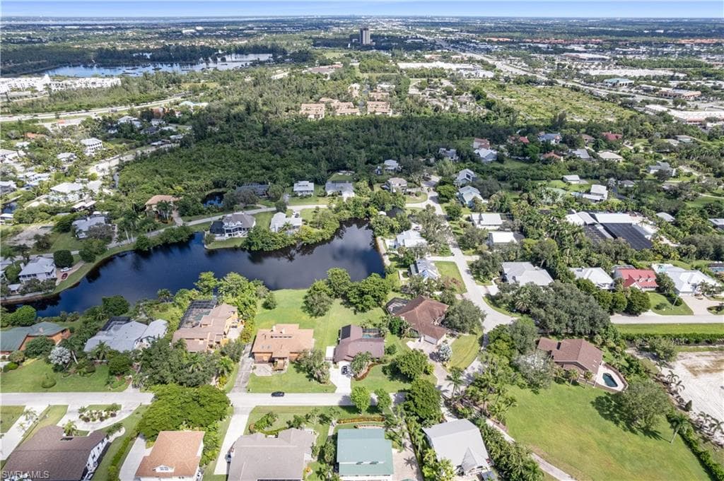 7220 Hendry Creek Dr, Fort Myers, FL 33908-32