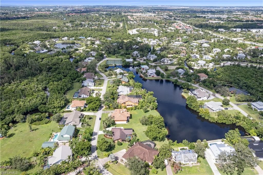 7220 Hendry Creek Dr, Fort Myers, FL 33908-33