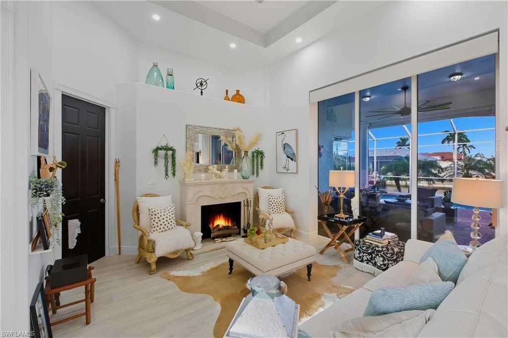 469 Persian Ct, Marco Island, FL 34145-8