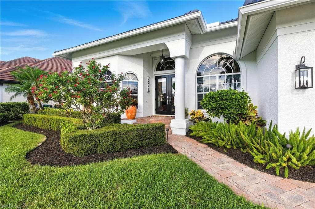 469 Persian Ct, Marco Island, FL 34145-3