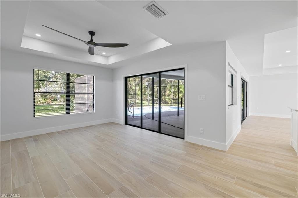 4396 Beechwood Lake Dr, Naples, FL 34112-19