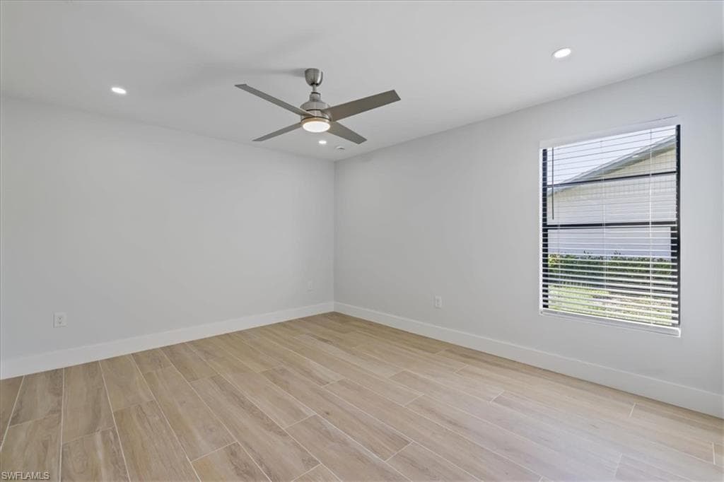 4396 Beechwood Lake Dr, Naples, FL 34112-27