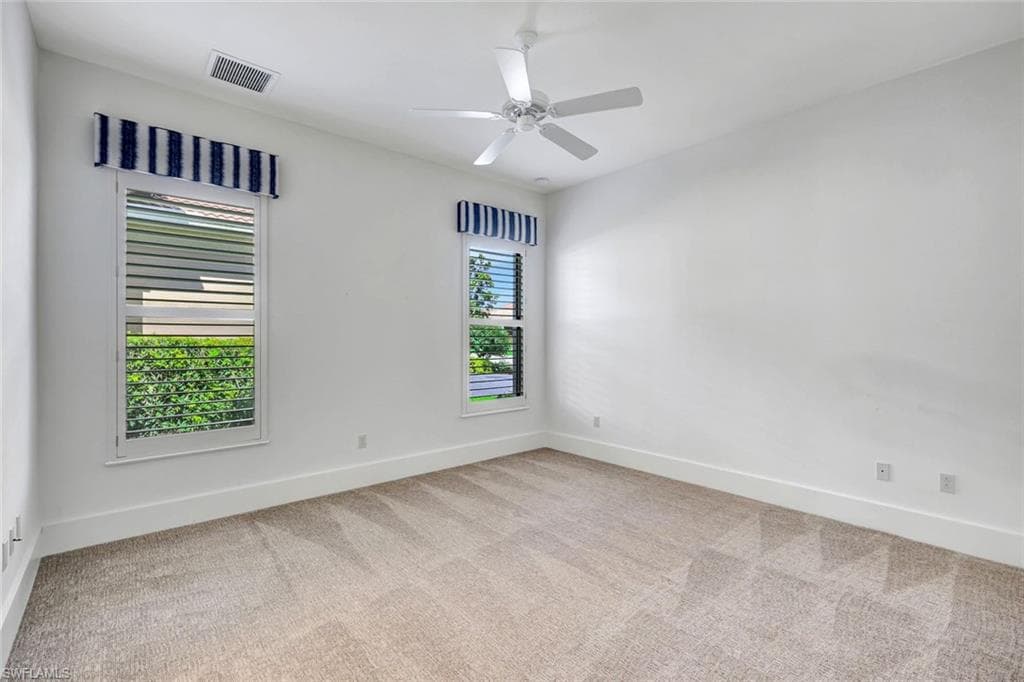 5717 Hammock Isles Dr, Naples, FL 34119-18