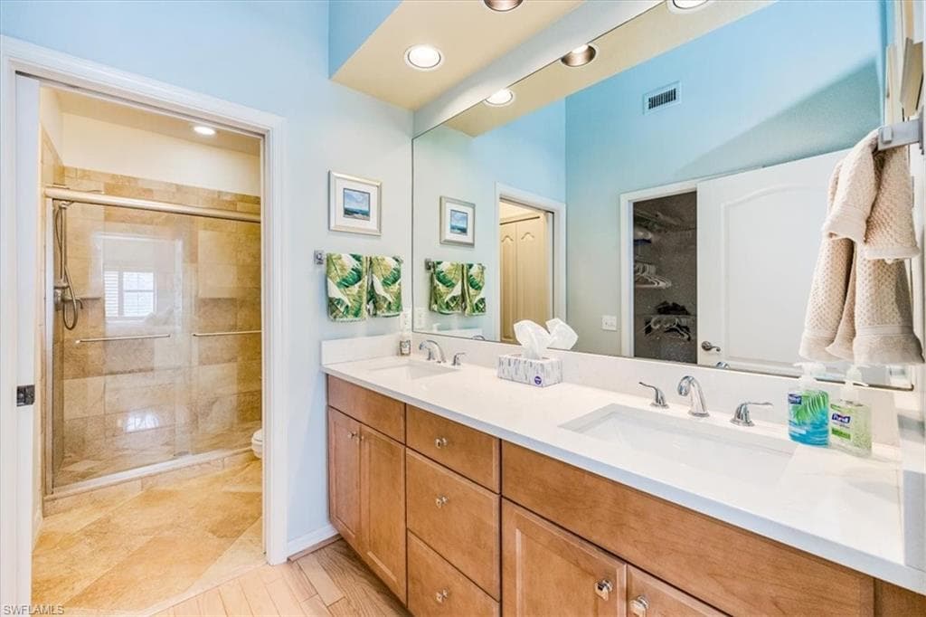 7725 Pebble Creek Cir 303, Naples, FL 34108-12