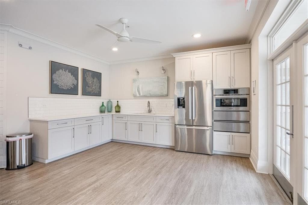 7725 Pebble Creek Cir 303, Naples, FL 34108-32