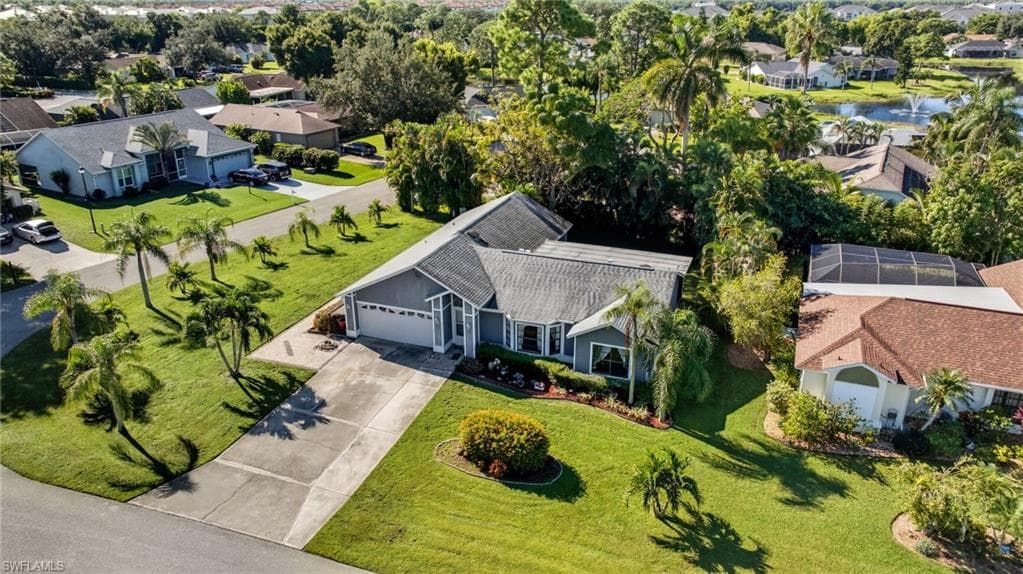 9783 Country Oaks Dr, Fort Myers, FL 33967-4