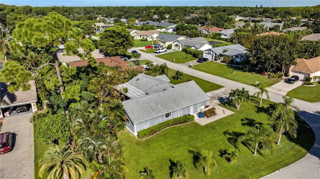 9783 Country Oaks Dr, Fort Myers, FL 33967-5