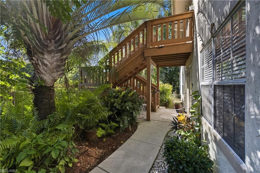 5356 16th Pl SW G4, Naples, FL 34116-1